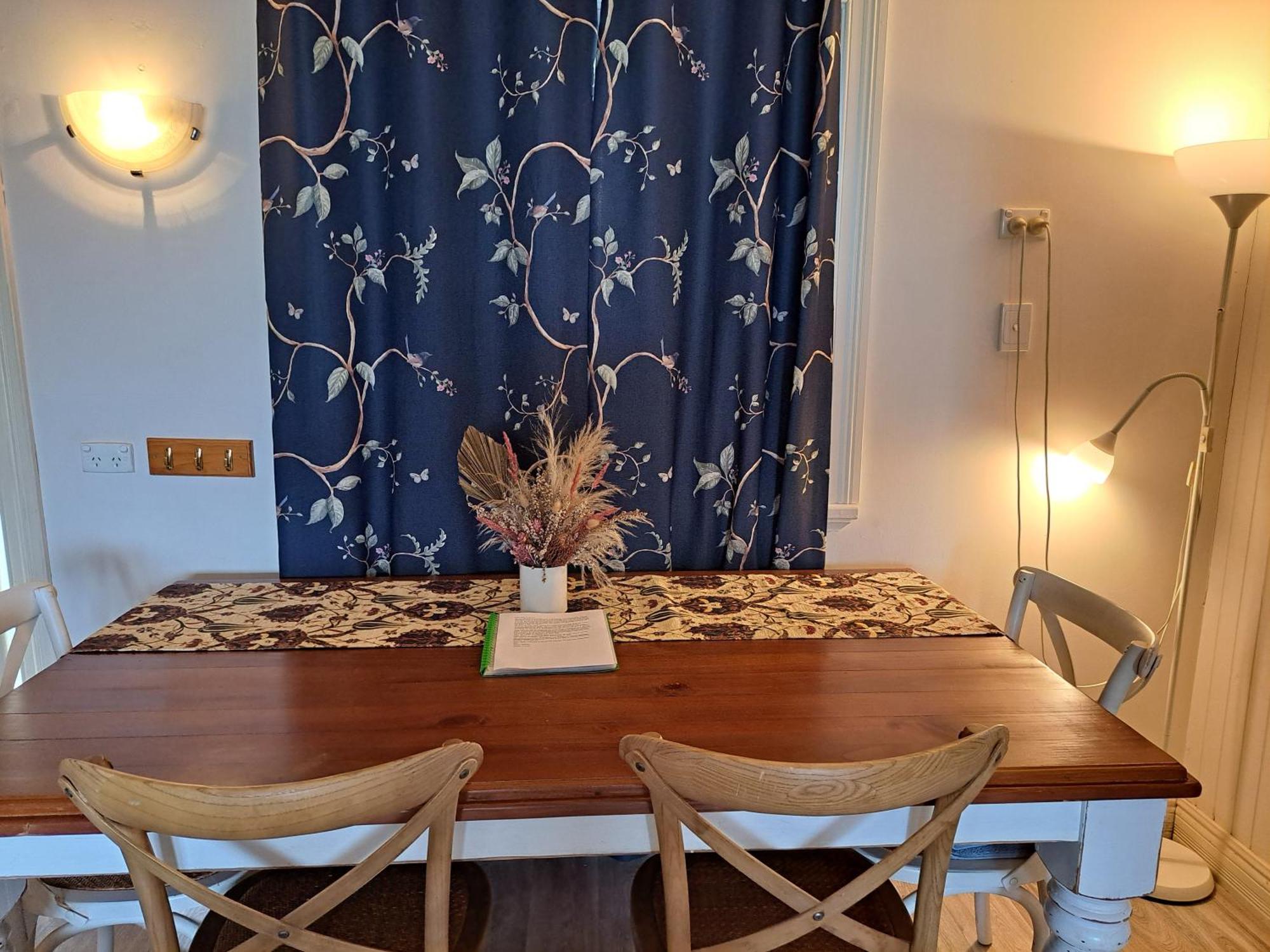 Brookvale House Balingup Guest House Room photo